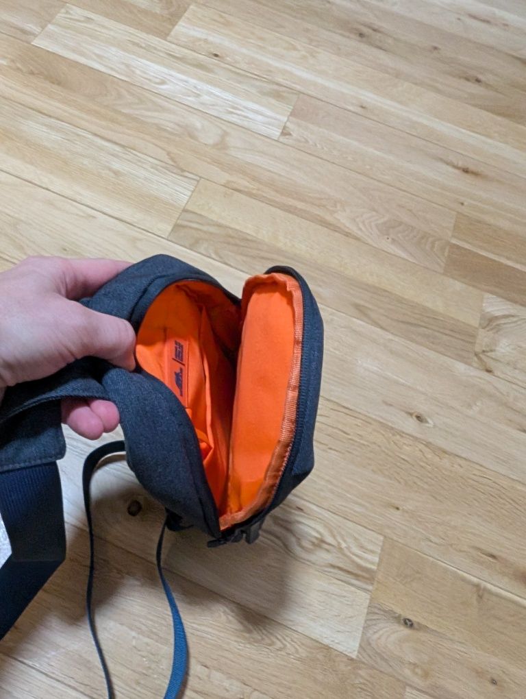 Plecak / torba typu sling Rivacase