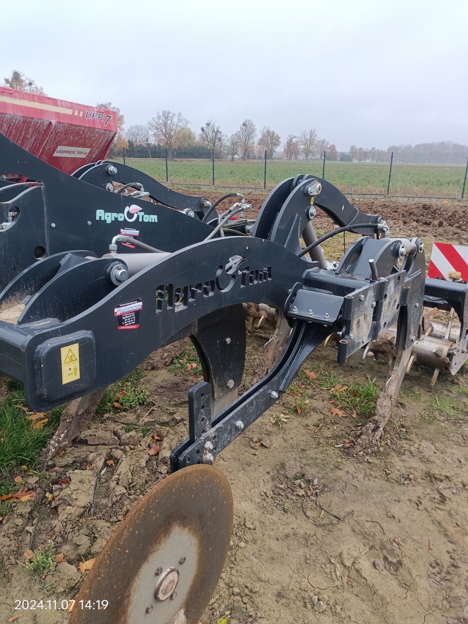 Głębosz pług dłutowy Agro Tom