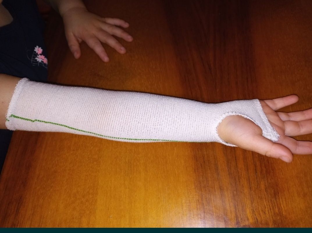 Rękawiczki bez palców/ bandaże na atopię/azs