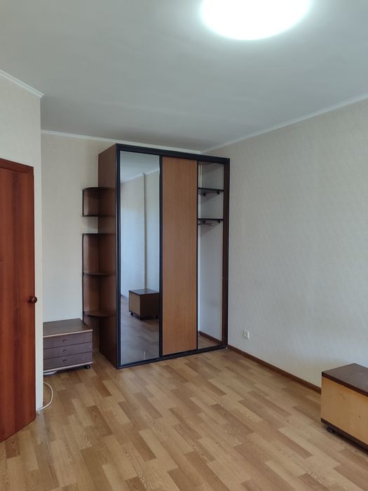 Продам 1 квартиру вул Метрологічна 58 ,ЖК Кришталеві Джерела