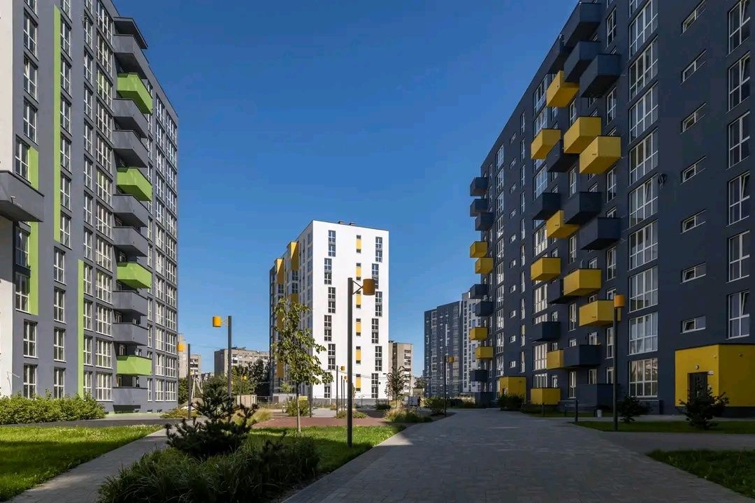 Продаж 2 кімнатної квартири  61м2 в ЖК Ріел Сіті