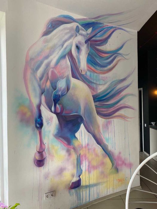 Роспись стен квартир, домов, офисов, ресторанов.