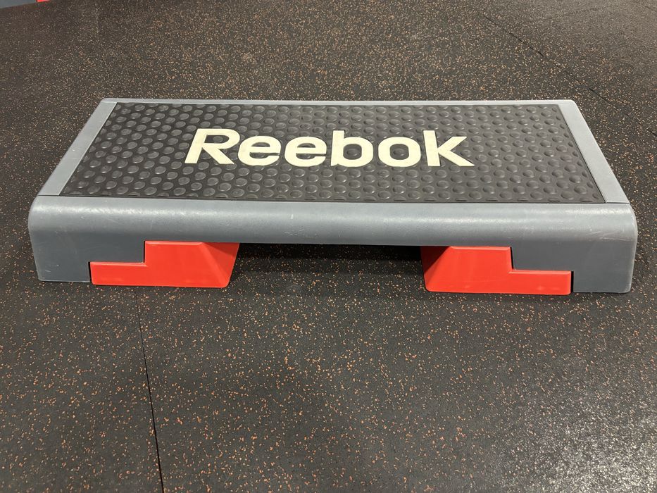 Step profissional Reebok