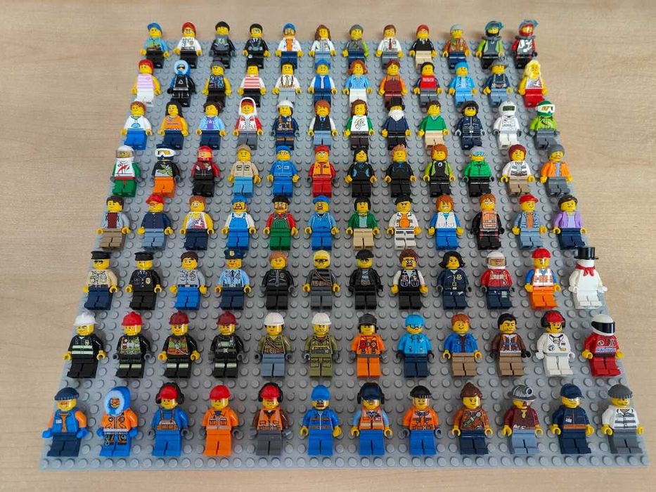 Vendo Lote Minifiguras Lego de varios temas a 1€ cada