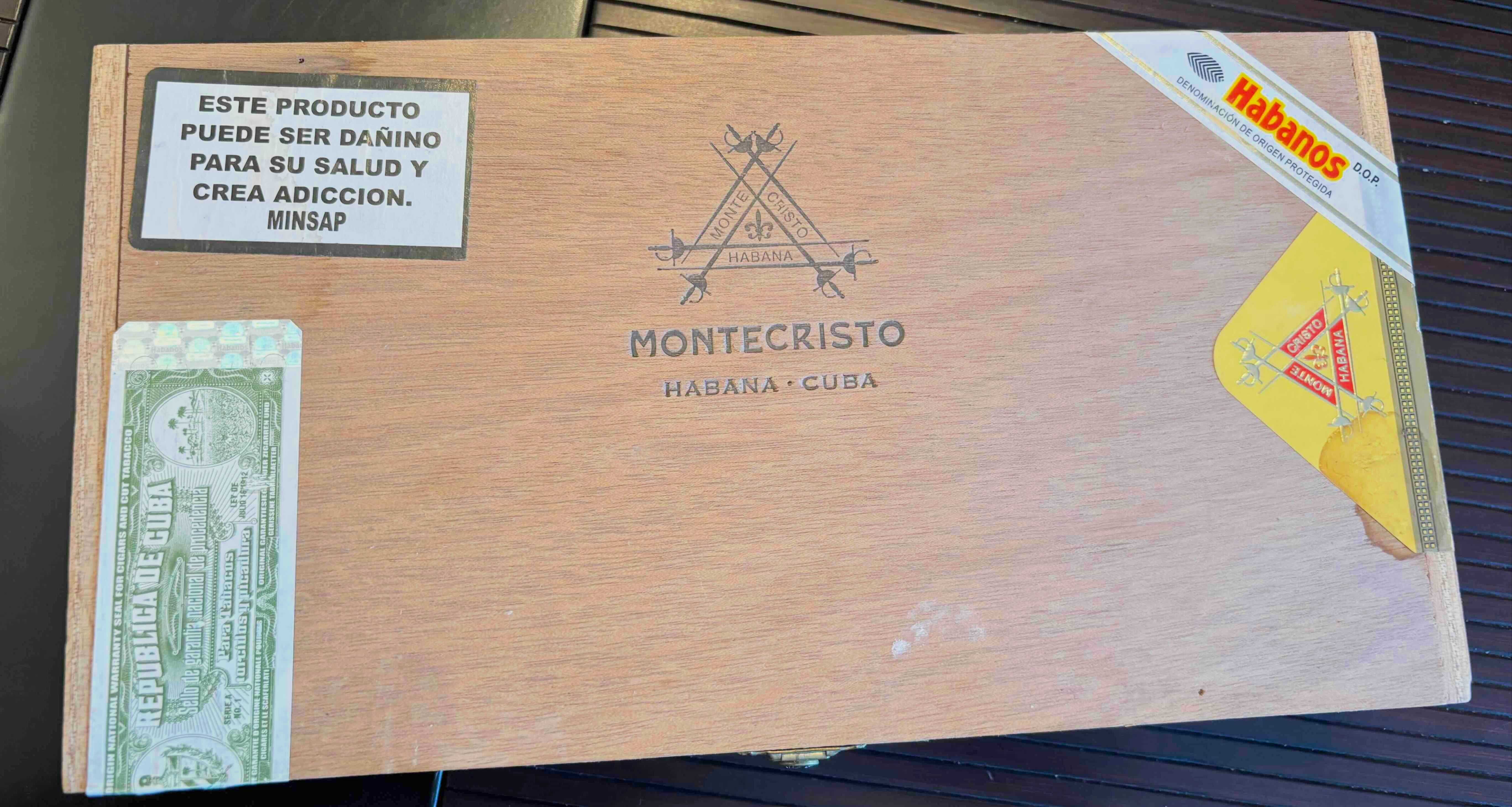 25 Edmundo MONTECRISTO HABANA Cuba Entre os melhores charutos cubanos