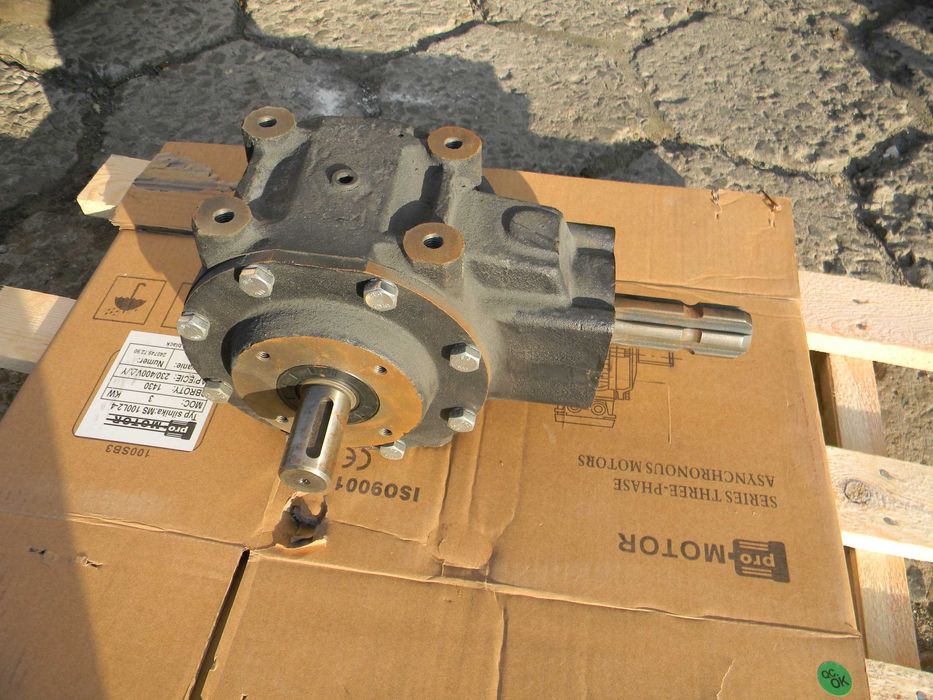 przekładnia skrzynia kopaczki krukowiak PRK-090-02.KK1.L/P 1.93:1