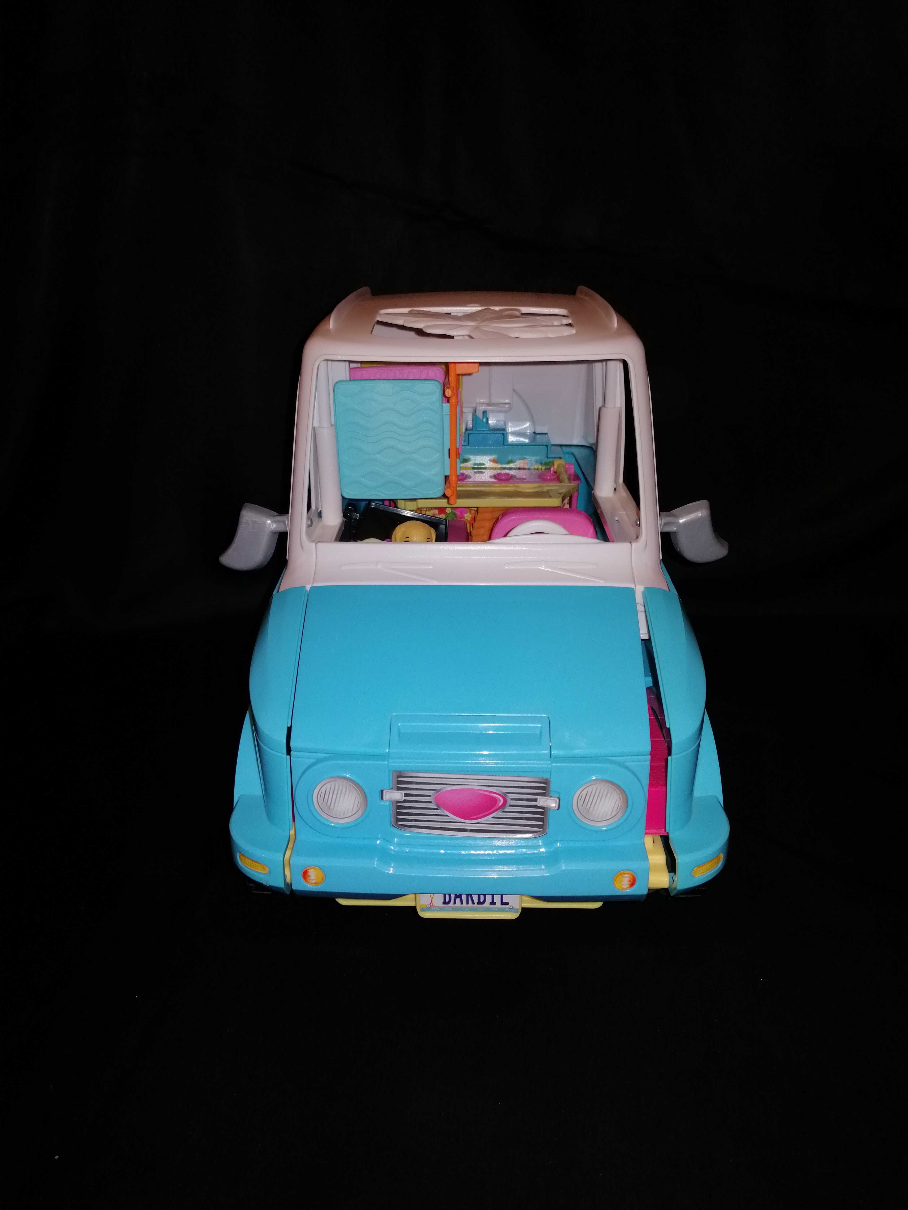 Wakacyjny pojazd piesków Barbie kamper firmy Matel