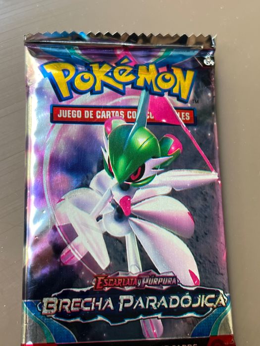 Pokémon TCG: Scarlet & Violet – Paradox Rift