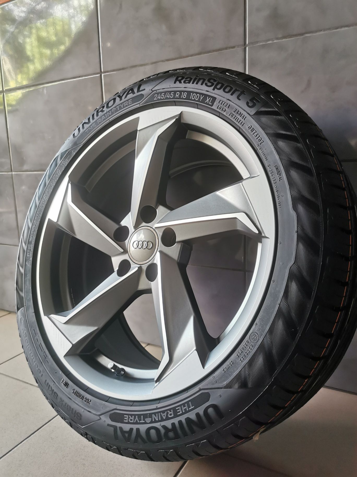Koła letnie 245/45R18 Audi S-Line Allroad A4 A6 A3 A5 A7 Q3 Q5 C6 C7