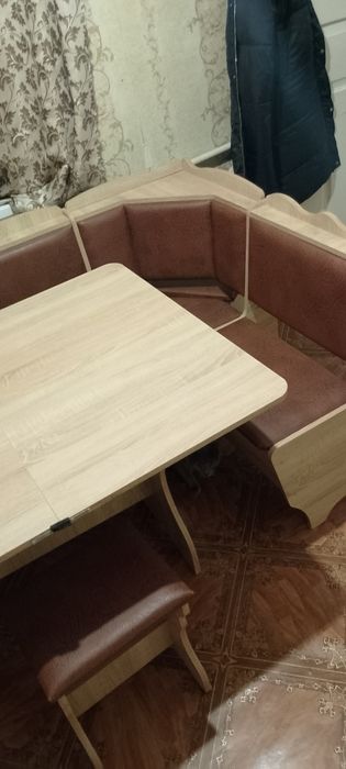 Продам кухонний куточок