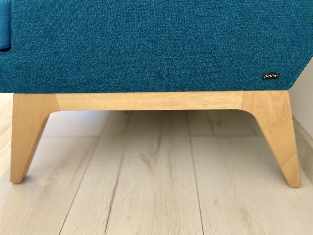 Sofa Profim 140х80х80 - używana, stan dobry, idealna do biura lub domu