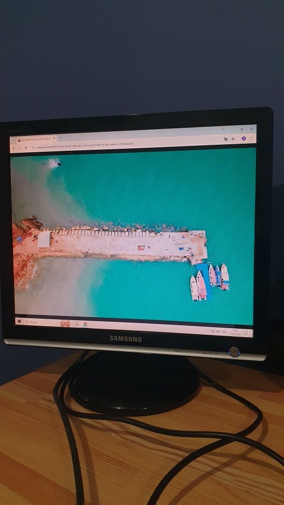 Монітор Samsung 19 роздільна здатність 1280x1024