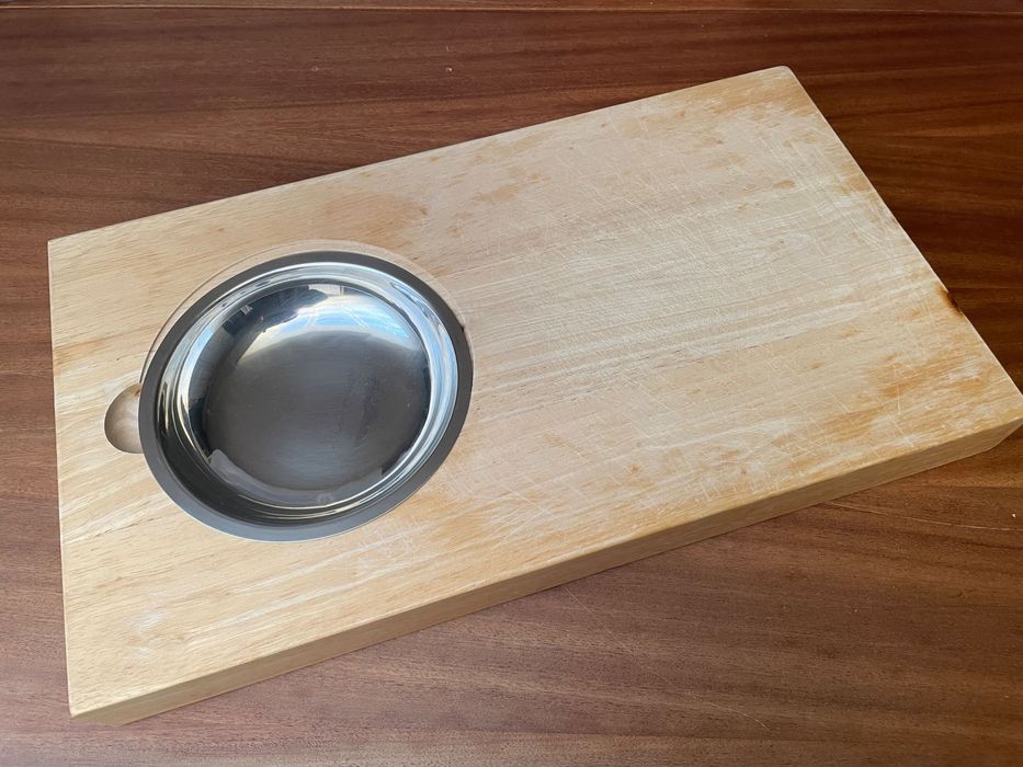 TCM Tábua de cortar com tigela incorporada