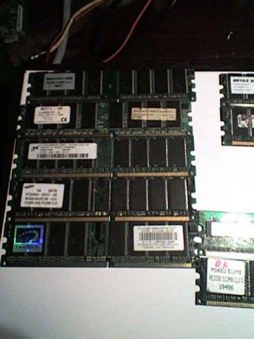 Vendo Memorias De PC DDR 2x1Gb