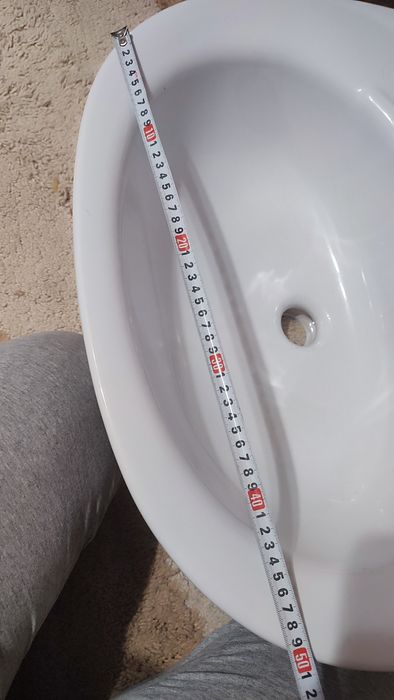 Умивальник у ванну кімнату