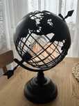 Lampa globus czarna