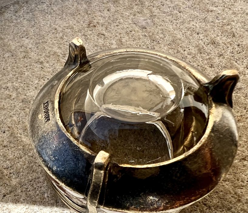 Solniczka vintage emalia