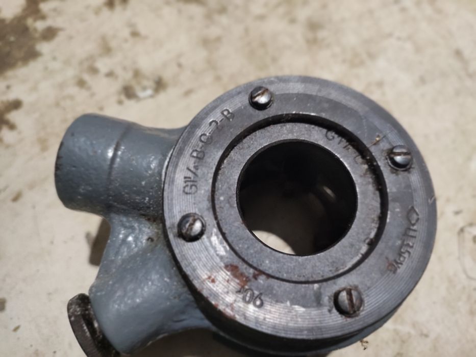 Продам клупп трубный,