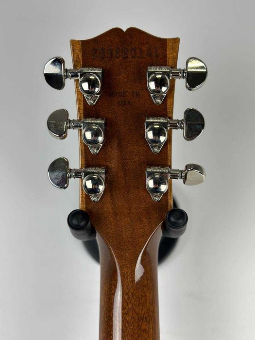 Gibson Les Paul Classic Honeyburst 2022 рік