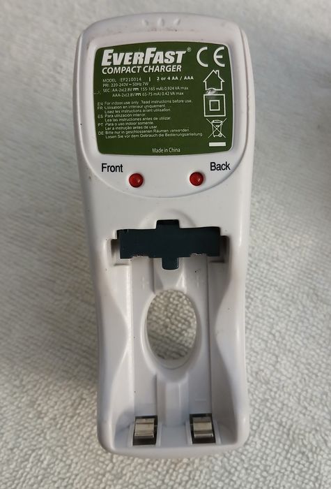 Carregadores de Pilhas vários valor cada