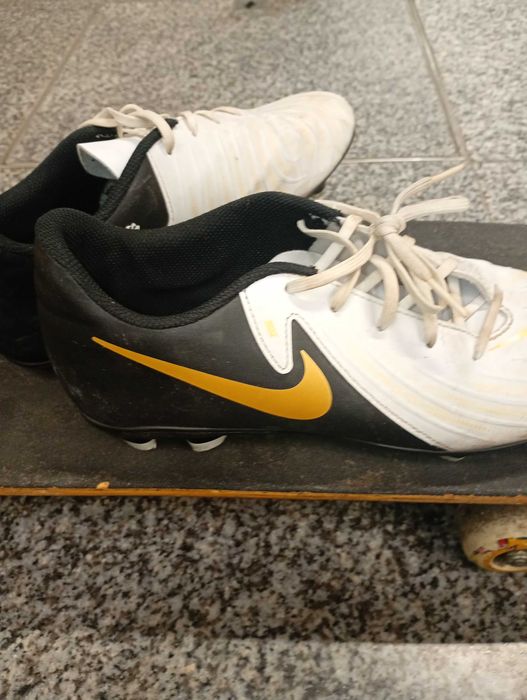 Chuteiras Nike phantom gx nr42 + Oferta de SKATE (opcional)