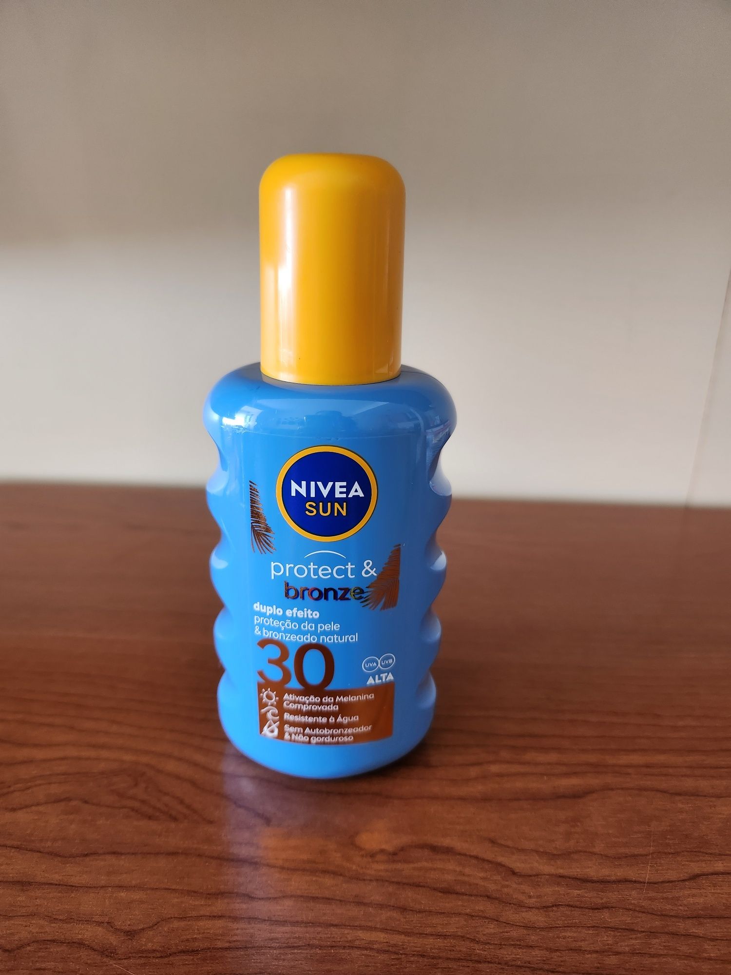 Bronzeador e protector solar Nivea