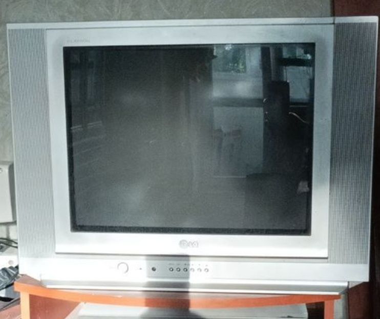 Телевизор LG ,Daewoo