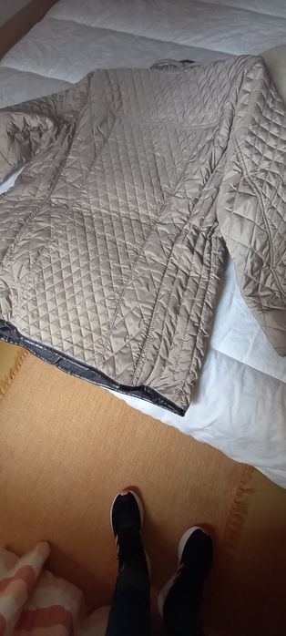 Parka de senhora. Se comprar outra do anúncio faço 20€ cada