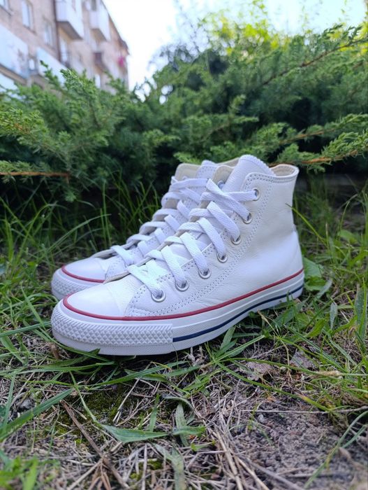 Кеди Converse шкіряні 36.5р