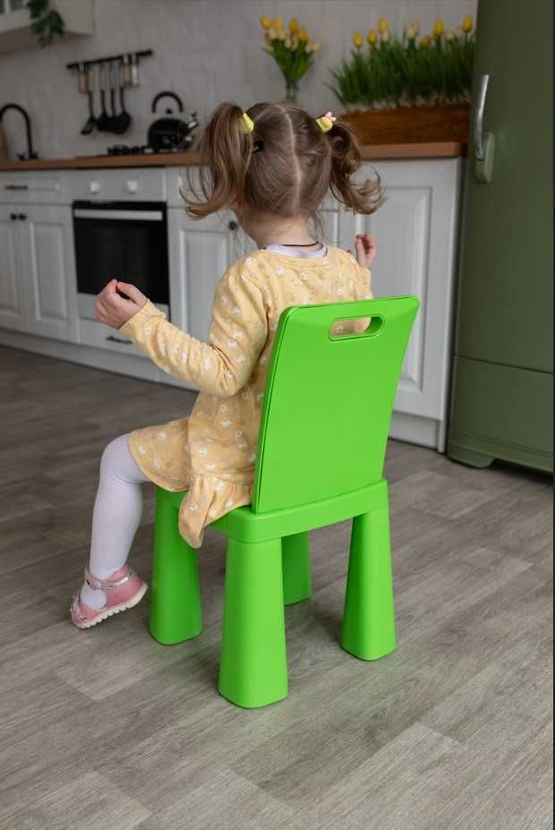 Детский стол и два стульчика детский набор стульчик стілець долони