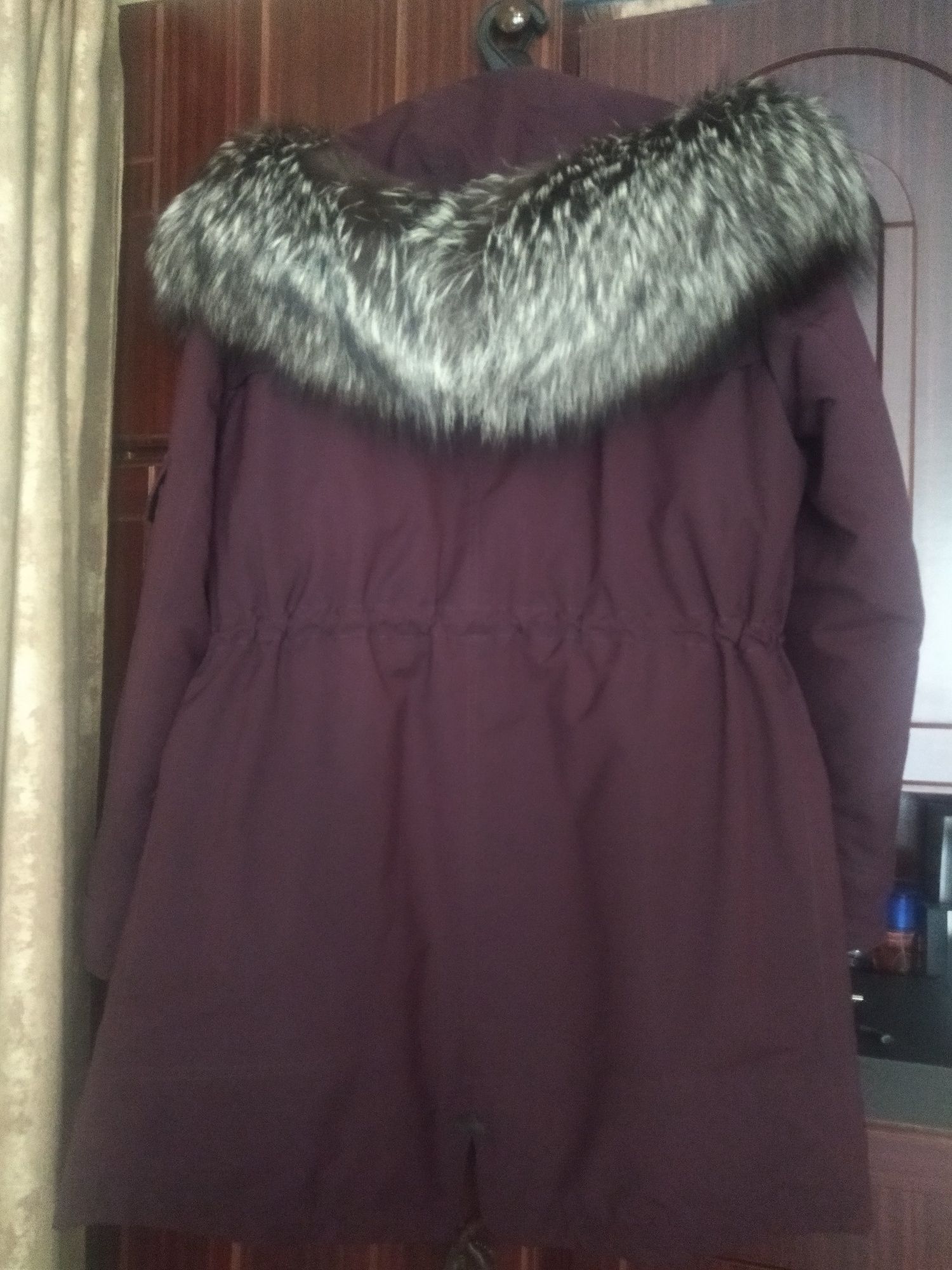Куртка зимняя с мехом чернобурки