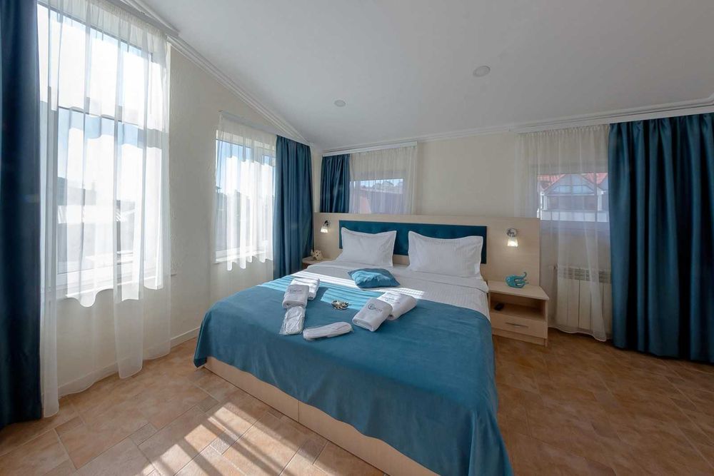 Апартаменти “Люкс” з сауною та терасою