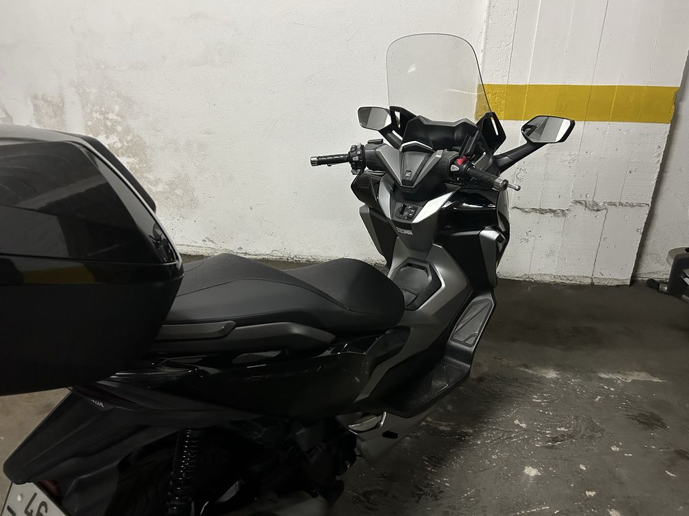 Honda Forza 300