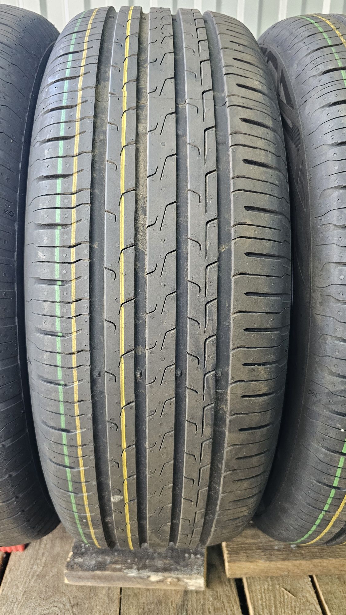 Continental EcoContact 6 215/60r17 96H