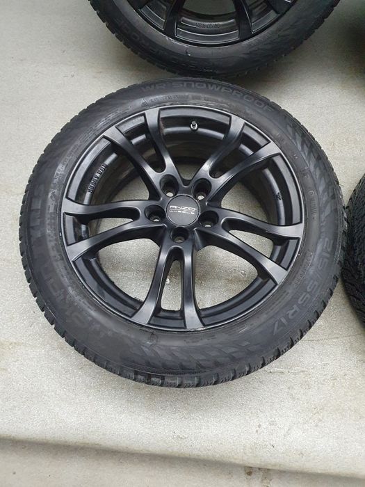 Комплект дисків 5х114 3 з шинами NOKIAN TYRES 215/55/R17 Розборка