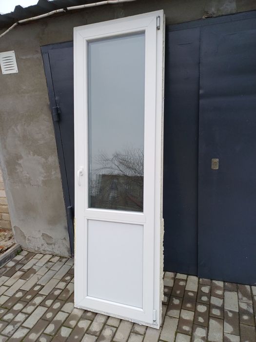 Двері металопластикові