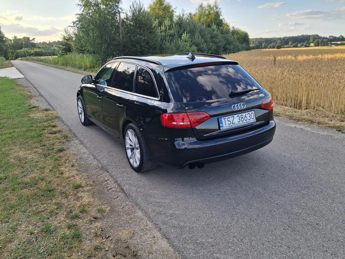Audi A4 2.0 TDI 140KM Bi Xenon Led Chrom Pakiet Klimatronik Alufelgi Tempomat