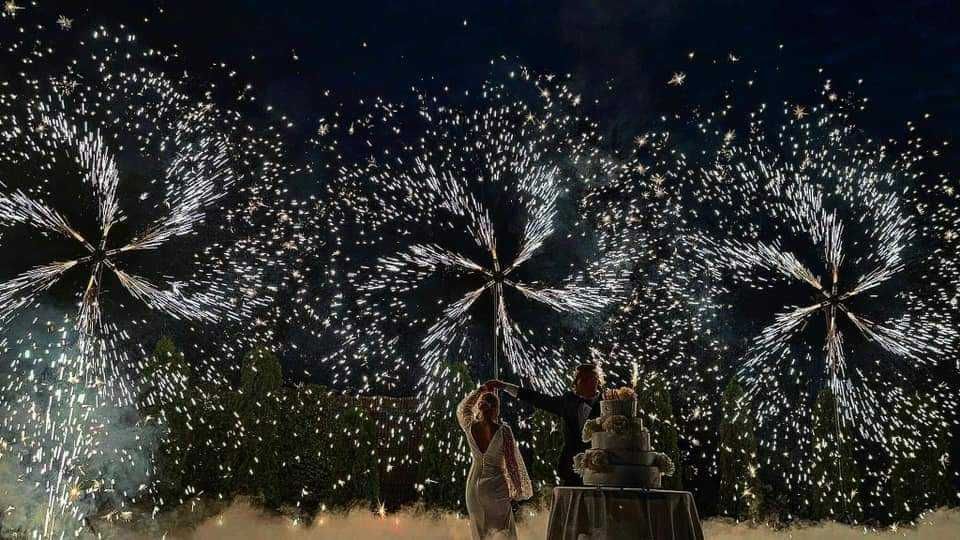 fotobudka 360 Ciężki Dym wiatrak Iskry biały miś czekolady hel love