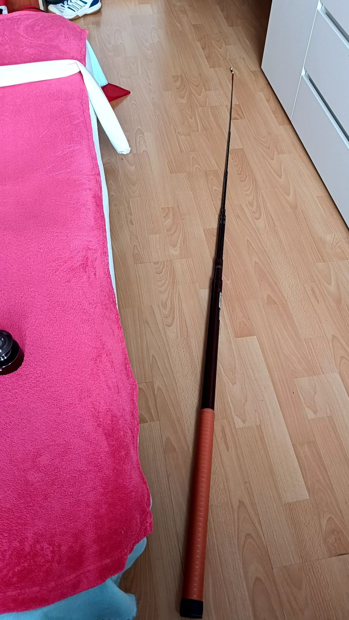 Sprzedam wędkę bat podrywke i kołowrotki