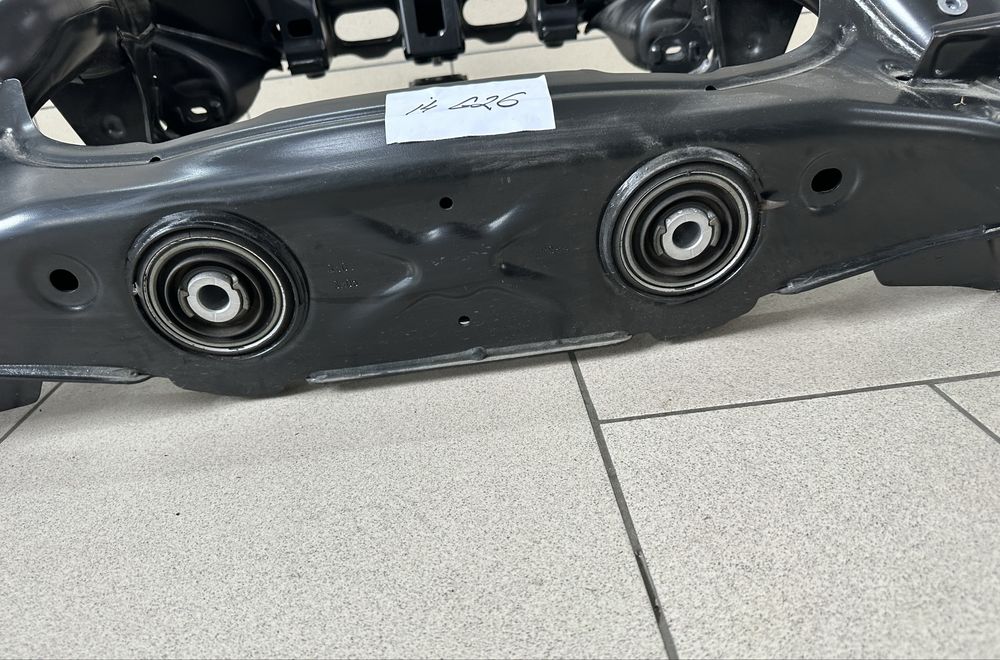 BMW i4 G26 балка задня бмв і4 г26 підрамник зад
