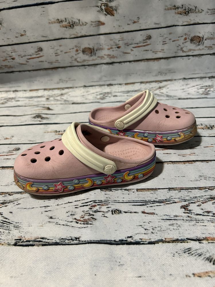 Klapki Crocs c8 na basen