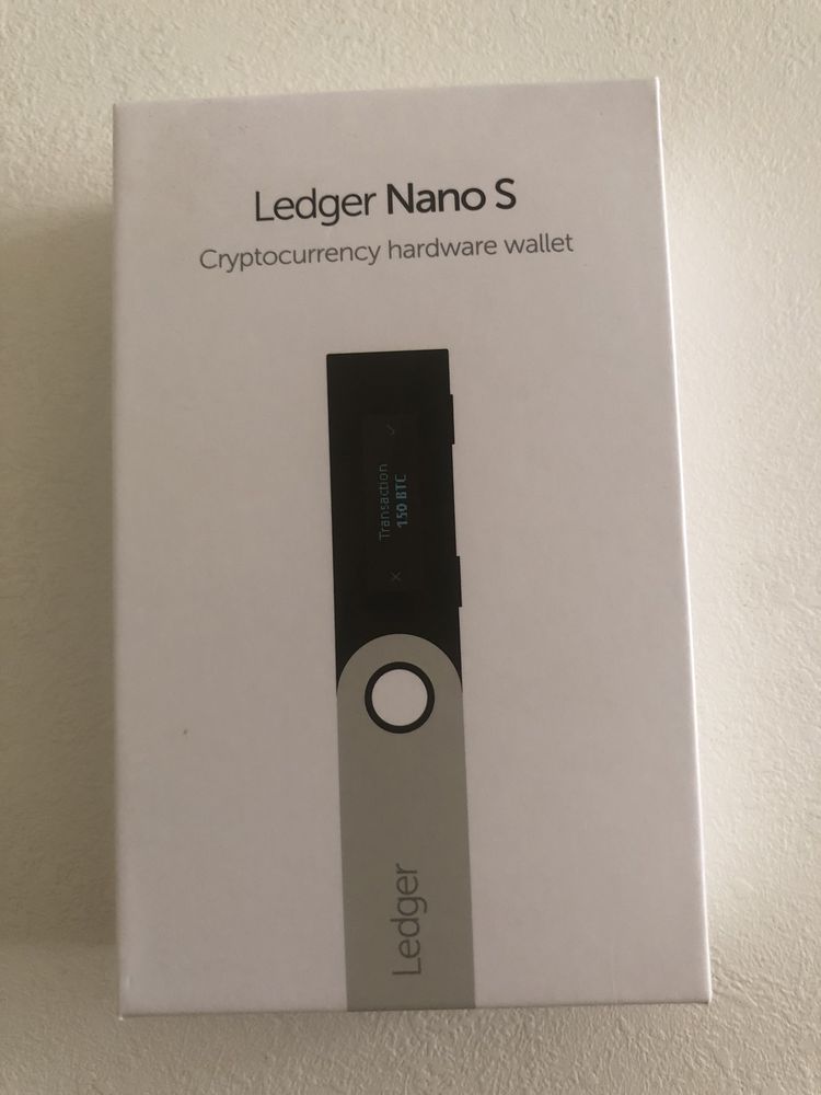 Криптокошелек Ledger Nano S Черный