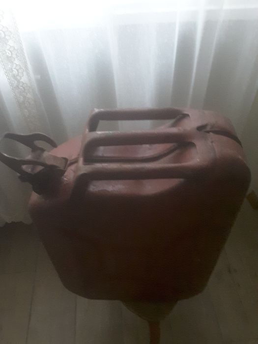 Каністри металічні