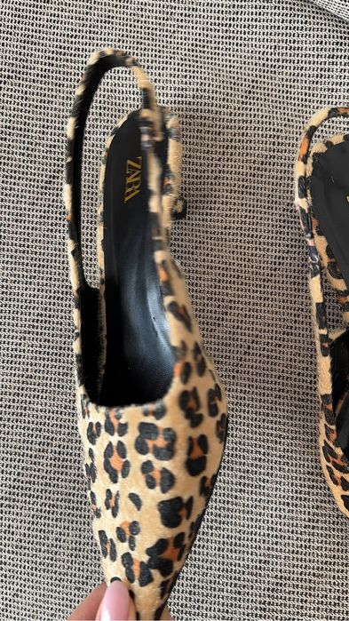 Leopardowe buty obcasy sandały Zara