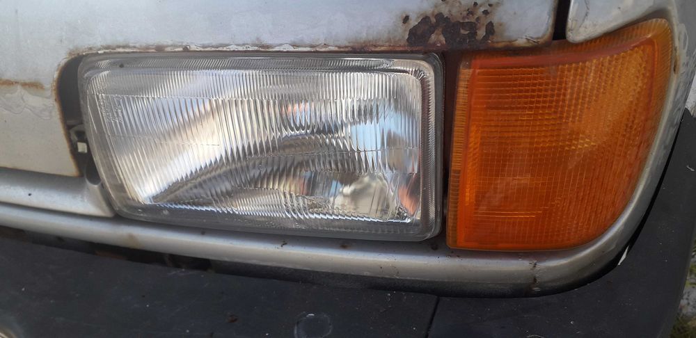 Ford Fiesta MK2 com documentos, para restaurar ou peças