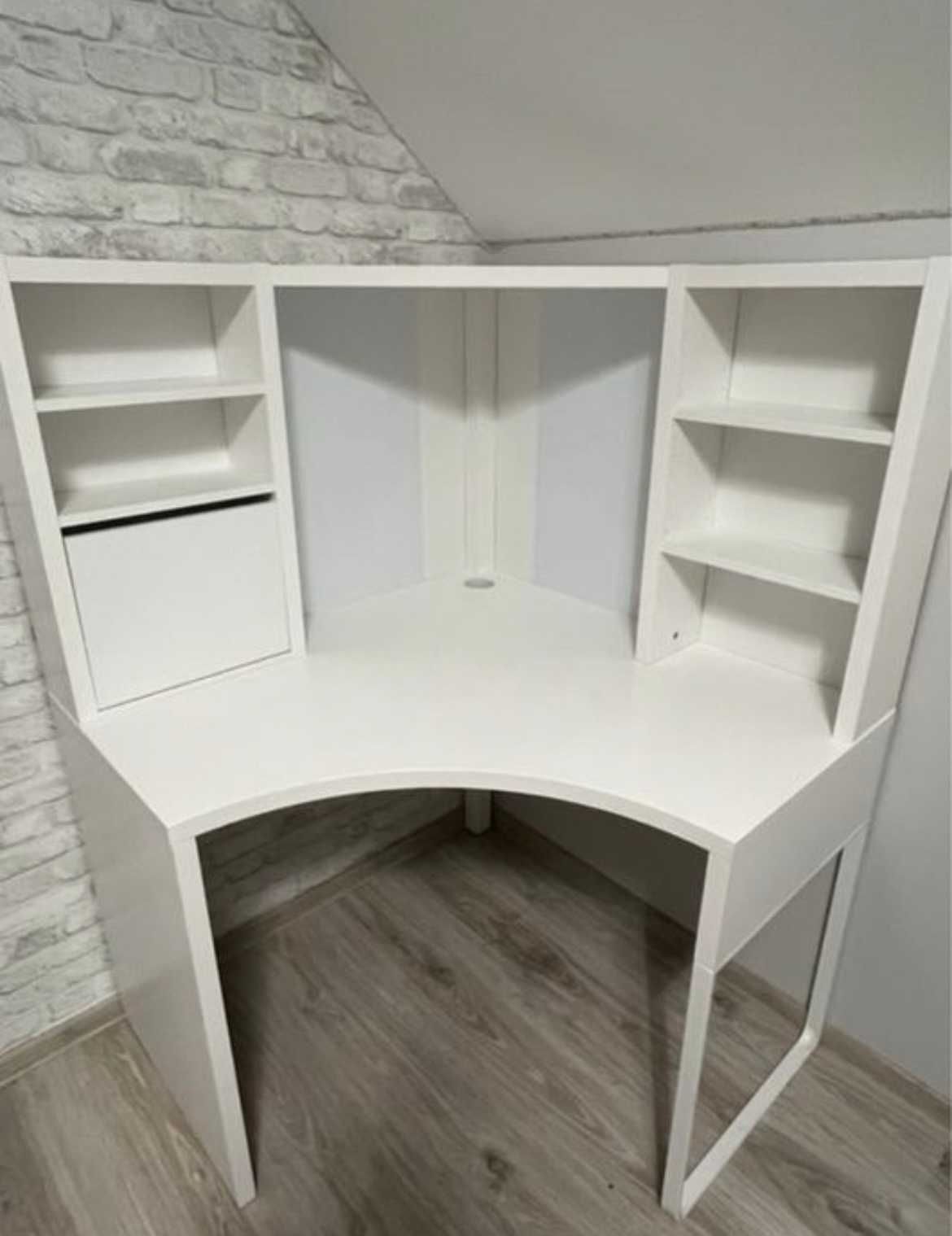 Biurko narożne MICKIE z IKEA
