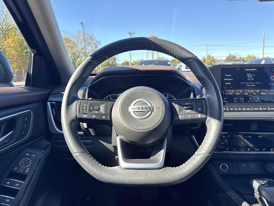 Nissan Rogue SL      2021