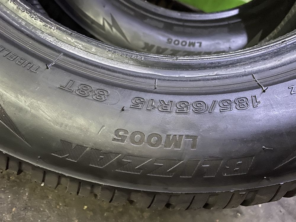 1 szt.opona zimowa 185/65R15 Bridgestone Blizak LM005 88T 19r.5.5mm