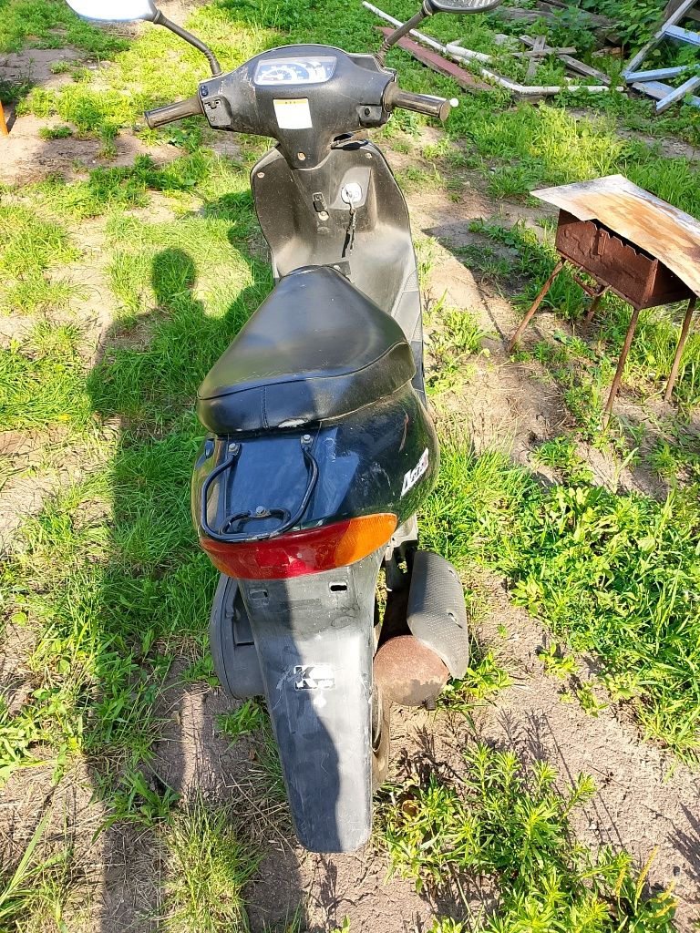 продам скутер сузукі летс 2