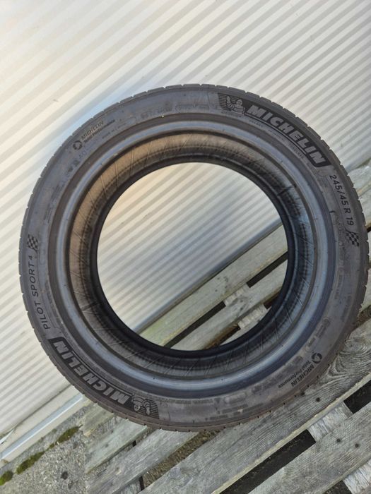 1x OPONA LETNIA 245/45/19 MICHELIN Pilot sport 4 102Y 2023R 6MM